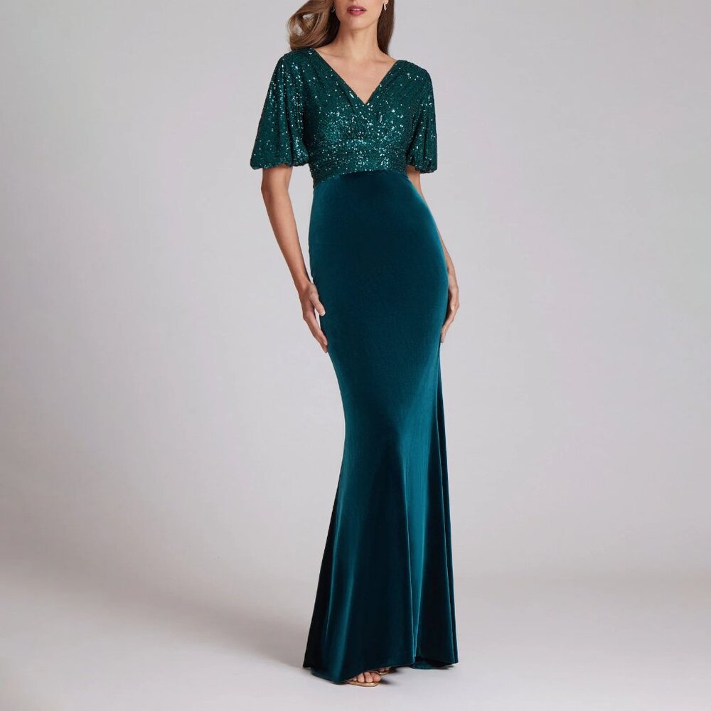 Teri Jon by Rickie Freeman Velvet Sequin Short Sleeve Gown Teal Green Size 2 NWT